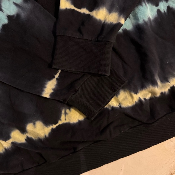 torrid Tie-Dye Multi-Color Striped Off Shoulder Sweatshirt size 3 (3X) - Picture 4 of 8